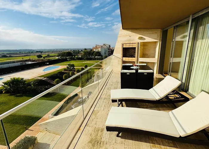 Апартаменты Two Bedroom Laguna Village - By Vilamoura Sun